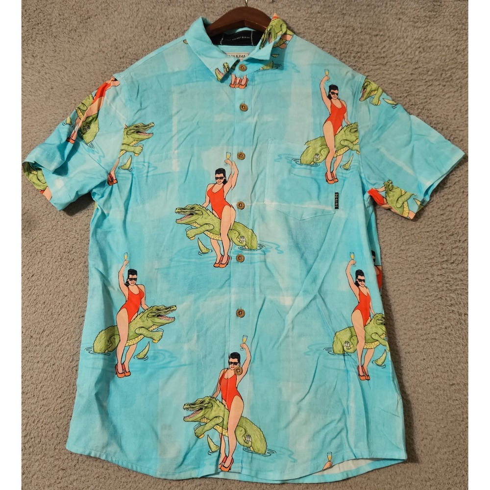 Baja Llama Shirt Mens Size Small Alligator Riding‎ Summer Geometric Viscose